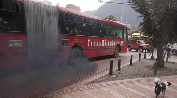 Mostrar contaminación de buses de TransMilenio